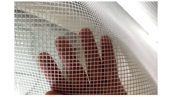 先刮膩子還是先掛網格布？